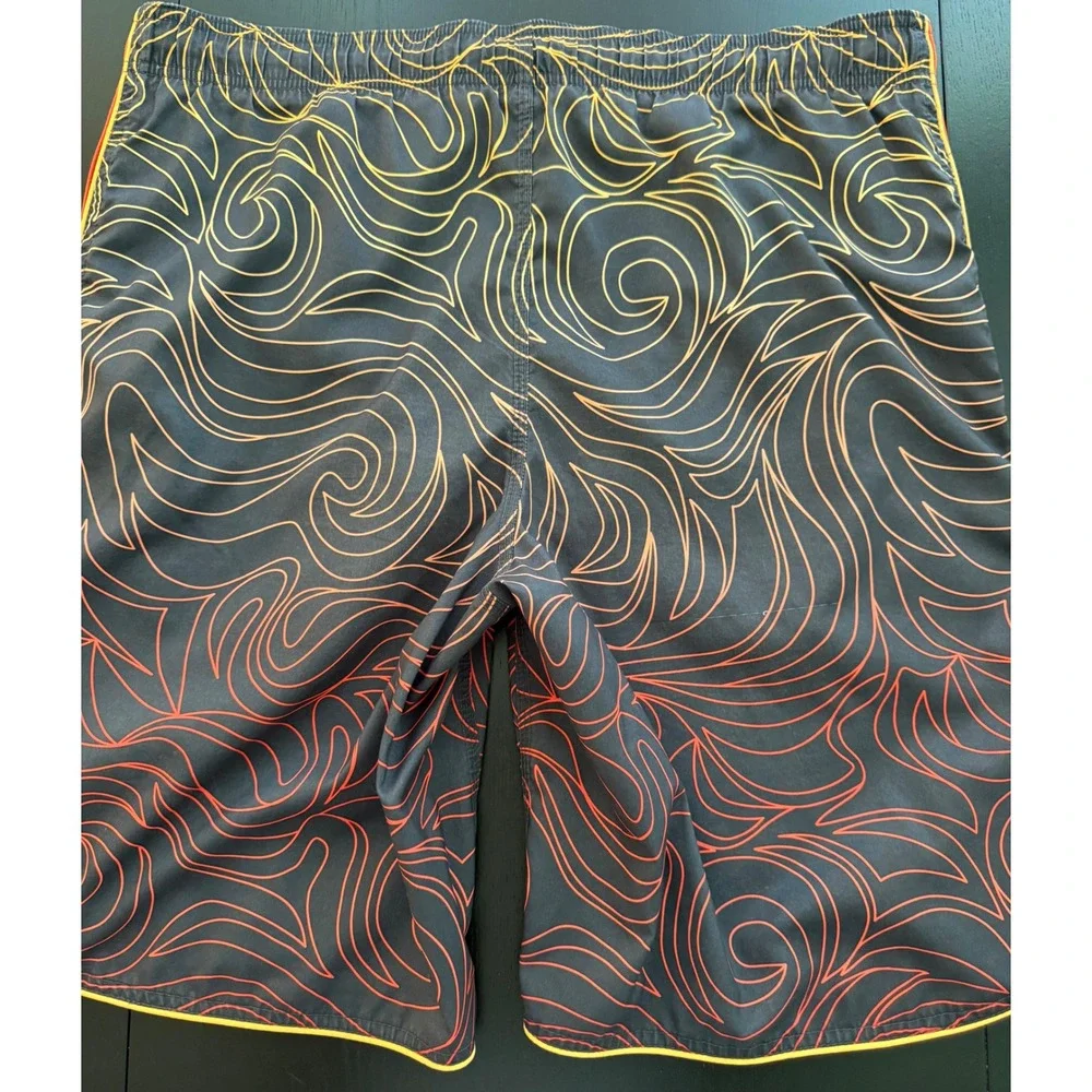 Nike Flame Swim Trunk Mens M Black/ Orange Mesh-Lined‎ Board Short Resortwear